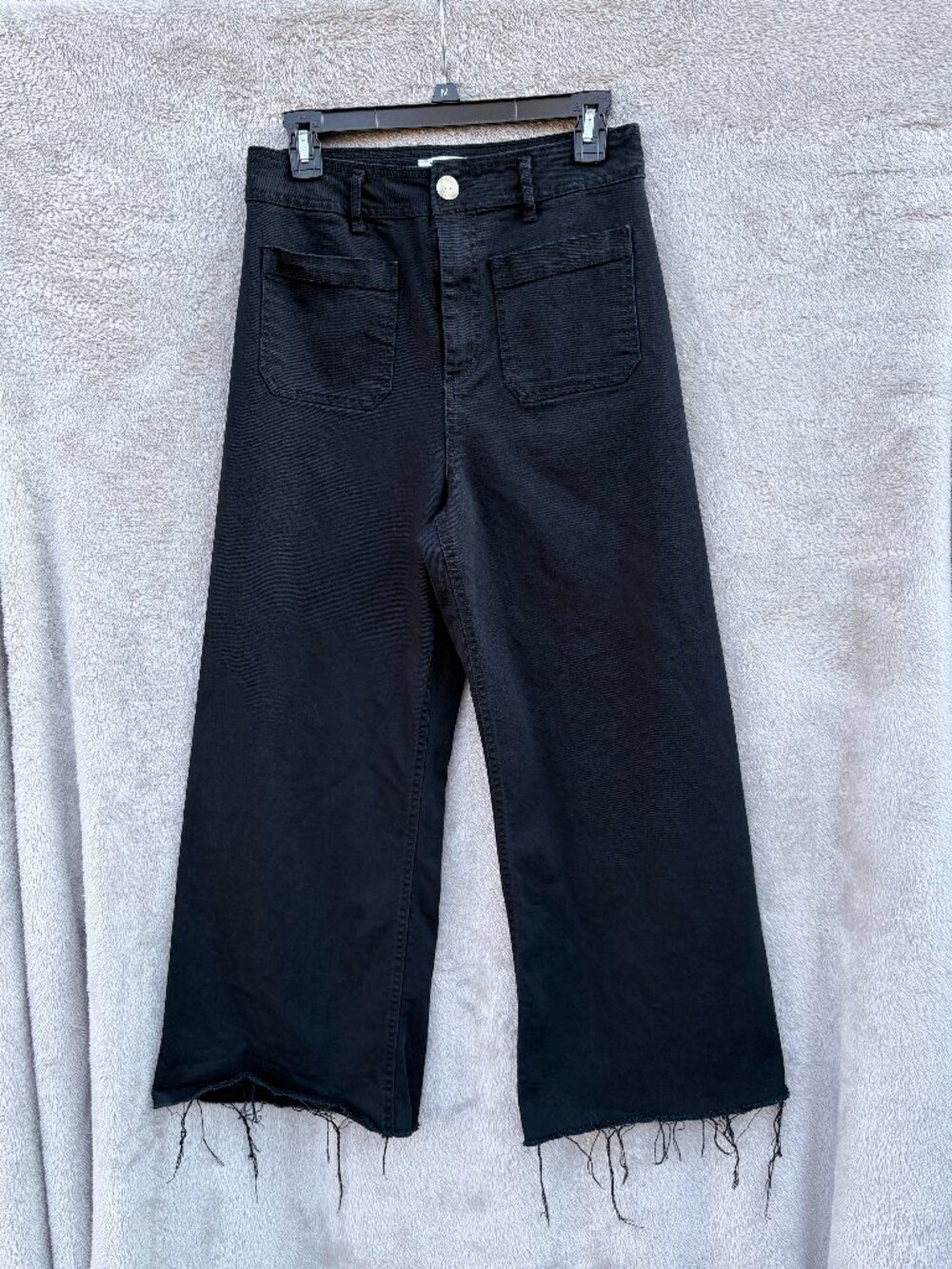 EVERY Women's Size 8 Black Wide Leg Cropped Raw Hem Pants